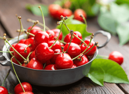 Cherries: A Nutritious Treat for Parrots